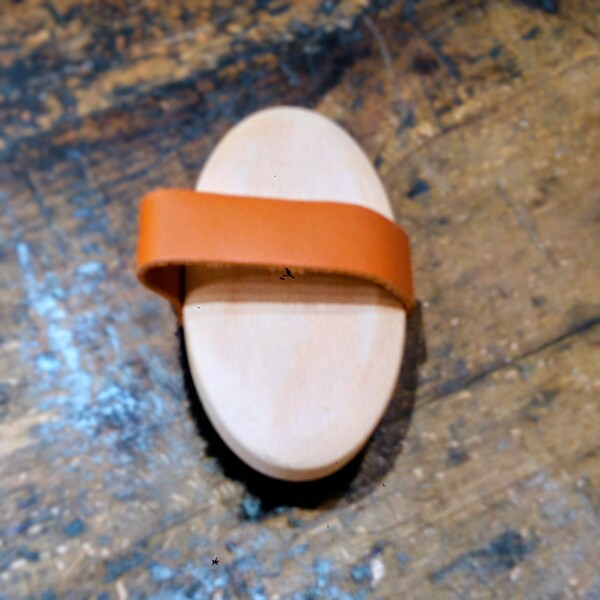 Klosterbürste von Waldkraft mit Naturborste – Bild 2