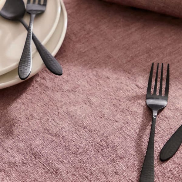 Alternative view of Fazinettel Stoffserviette aus Bio Leinen - rot